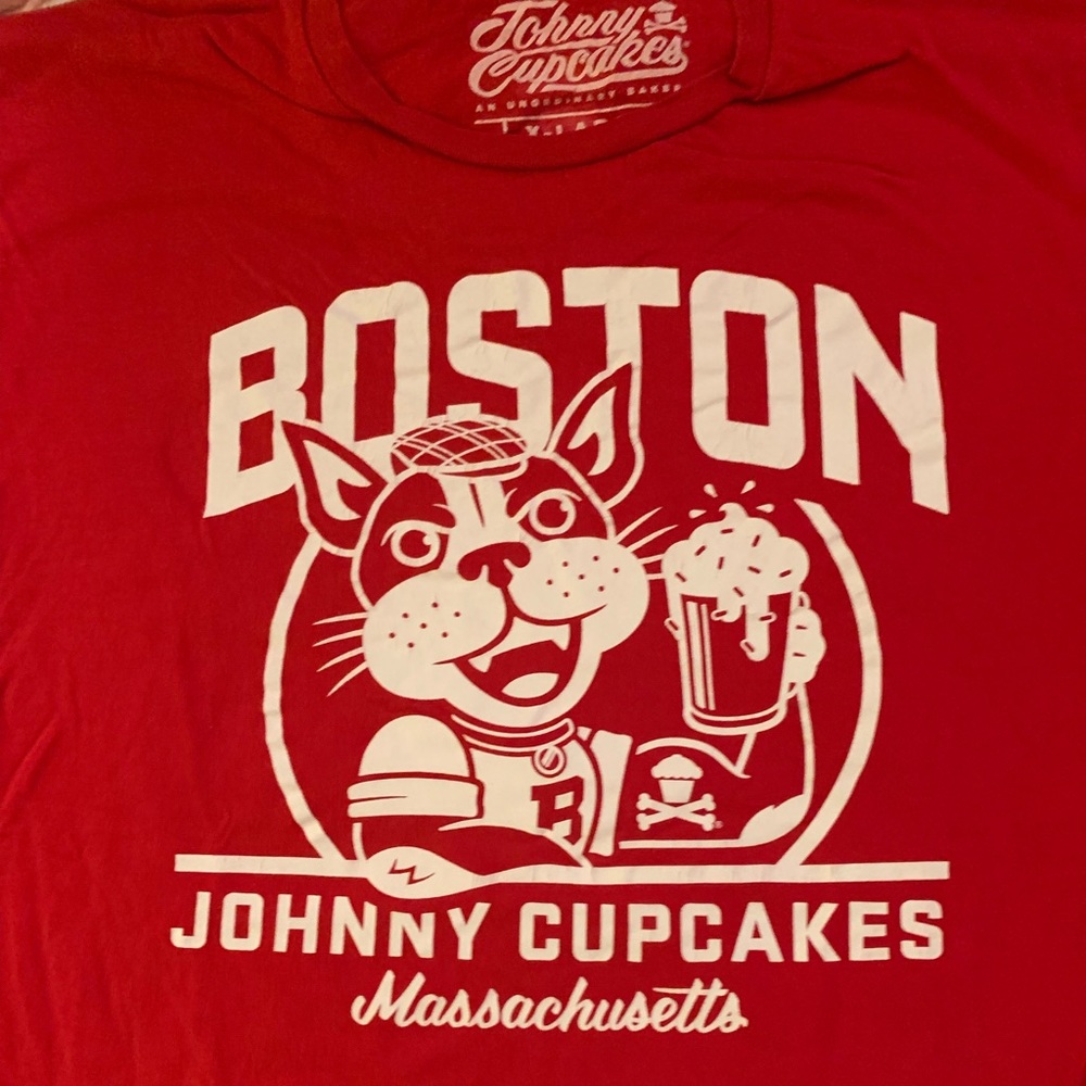 XL Johnny Cupcakes Boston Tee